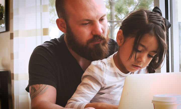 Father daughter computer