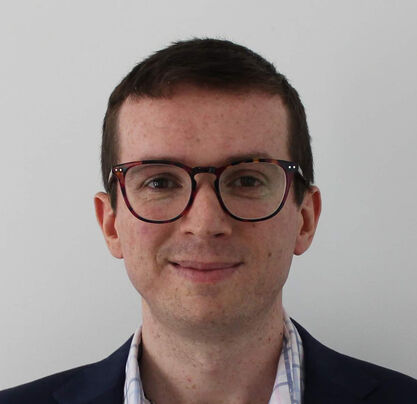 Chris Edwards Headshot